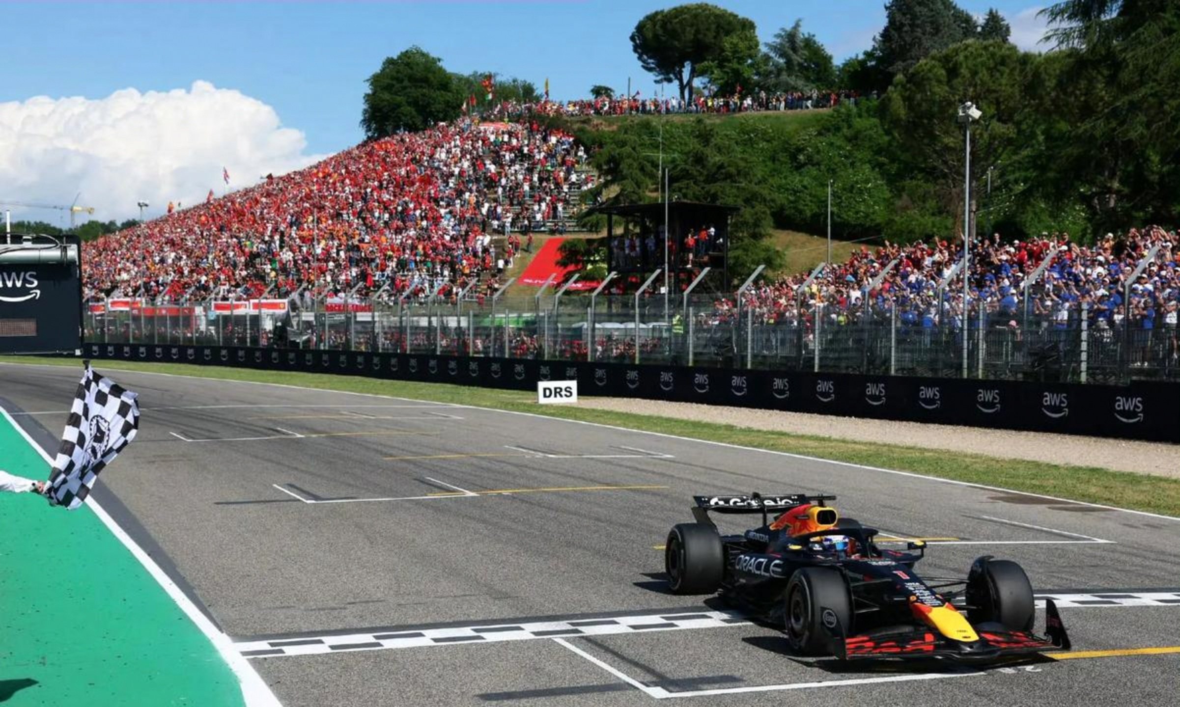 威廉姆斯碾压索伯车队，维斯塔潘带队取胜