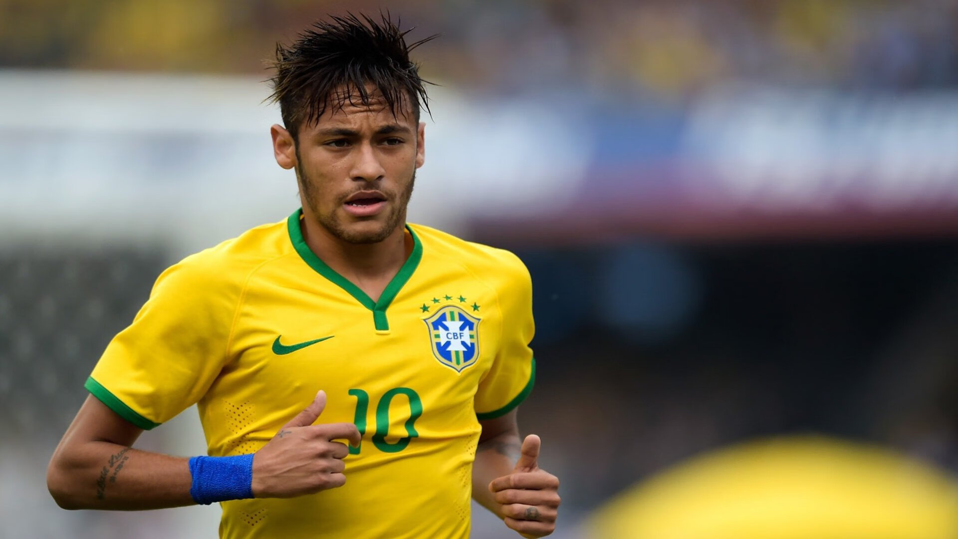 巴萨完胜韩国，阿什拉夫状态火热，足球全球化下的文化碰撞与身份重构