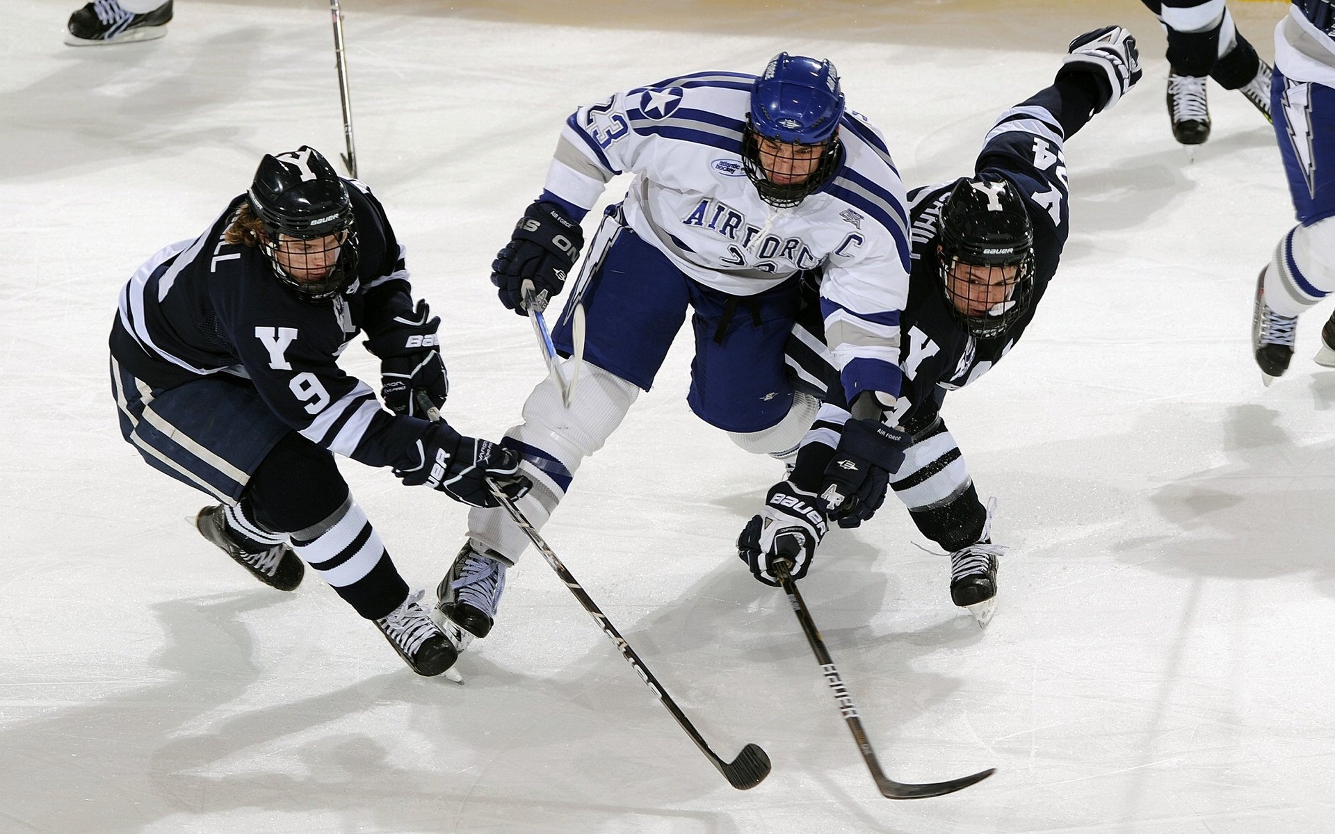 蒂亚戈攻防两端统治，德国鏖战曼城，当精密齿轮咬碎蓝月风暴